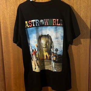 Large Travis Scott shirt